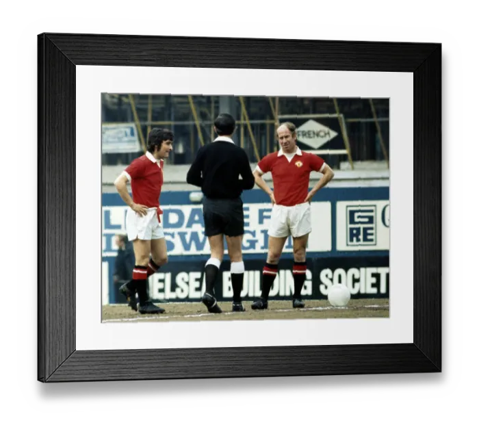 Framed Print : English League Division One match at Stamford Bridge Chelsea 1 v Manchester United