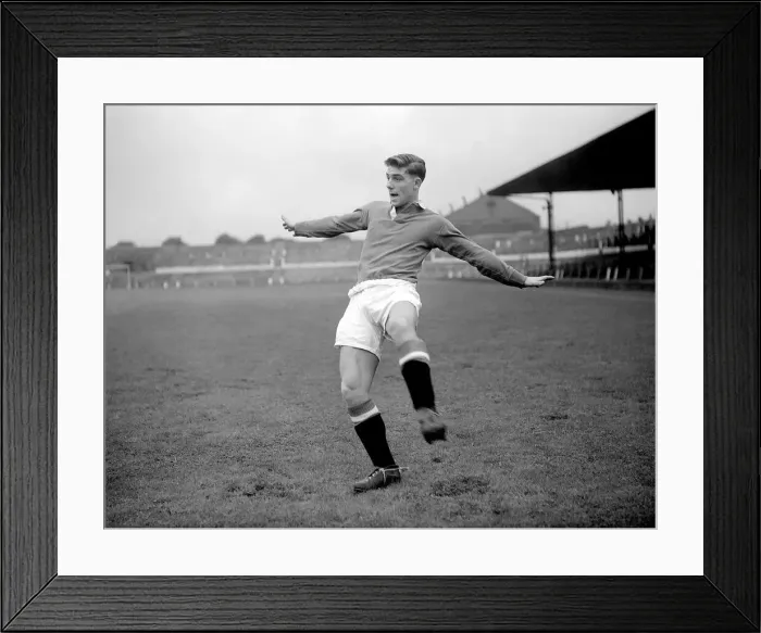 Framed Print : Duncan Edwards of Manchester United in training August 1954 Framed Print : Duncan Edwards of Manchester United in training August 1954