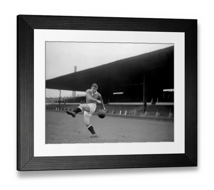 Framed Print : Duncan Edwards of Manchester United in training August 1954 Framed Print : Duncan Edwards of Manchester United in training August 1954