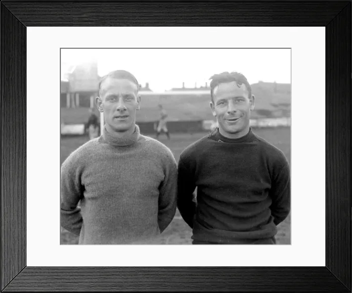 Framed Print : Brentford F. C. S. Dearm and E. Watkins. 31st January 1931. DM6621J Framed Print : Brentford F. C. S. Dearm and E. Watkins. 31st January 1931. DM6621J