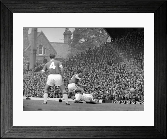 Framed Print : Action during the English league division one match between Arsenal Framed Print : Action during the English league division one match between Arsenal