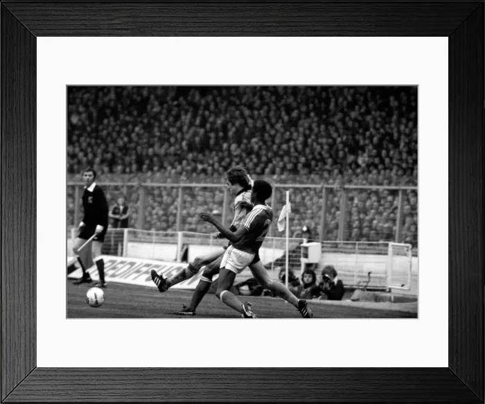 Framed Print : Nottingham Forest v. Wolverhampton Wanderers. (League Cup Final). March 1980 LF02-06-002 Framed Print : Nottingham Forest v. Wolverhampton Wanderers. (League Cup Final). March 1980 LF02-06-002