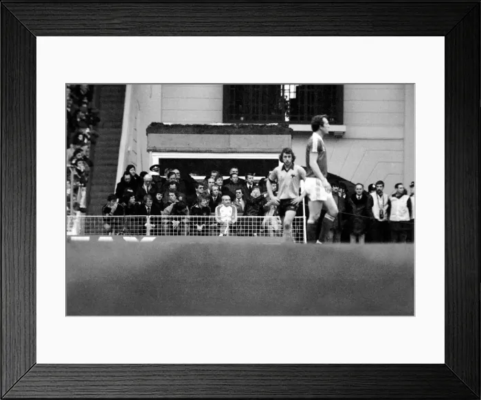Framed Print : Nottingham Forest v. Wolverhampton Wanderers. (League Cup Final). March 1980 LF02-06-041