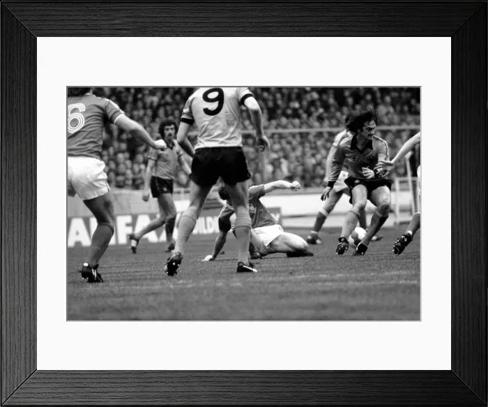 Framed Print : Nottingham Forest v. Wolverhampton Wanderers. (League Cup Final). March 1980 LF02-06-029