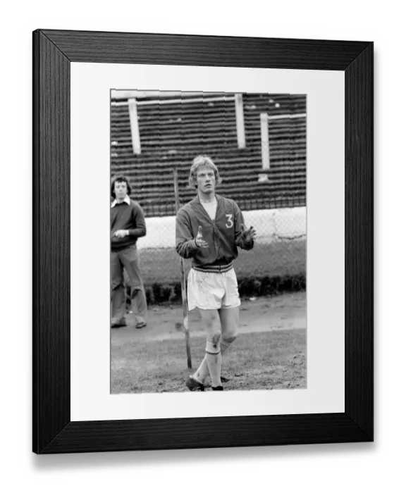 Framed Print : Chelsea training today at Stamford Bridge for Saturday Framed Print : Chelsea training today at Stamford Bridge for Saturday