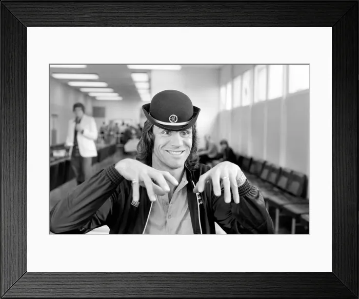Framed Print : European Championships in Italy. England Team leaving Luton Airport for Italy
