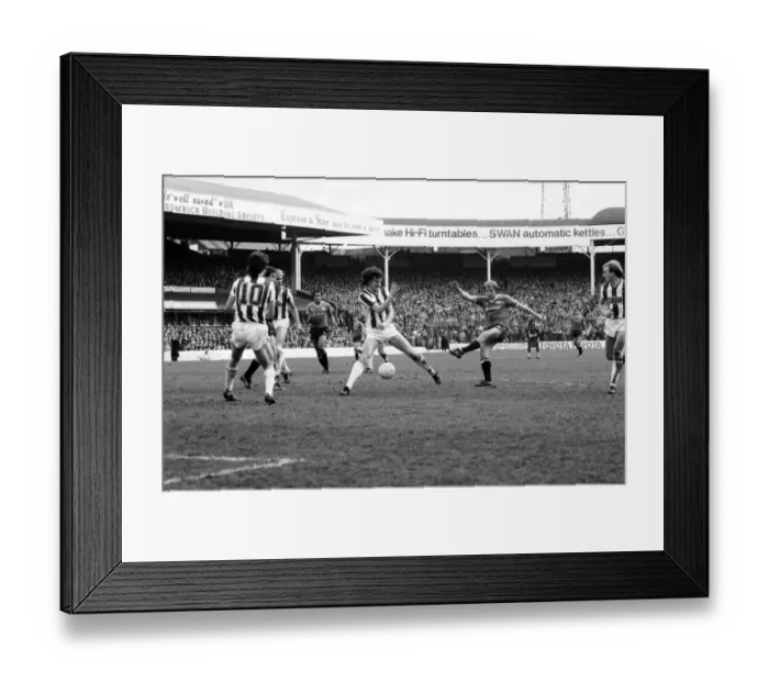 Framed Print : English League Division One match. West Bromwich Albion 2 v Manchester United 0 Framed Print : English League Division One match. West Bromwich Albion 2 v Manchester United 0