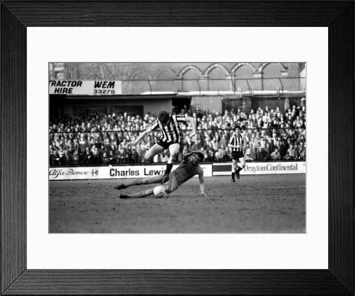 Framed Print : Shrewsbury 2 v. Newcastle 2. March 1984 MF14-26-019 Framed Print : Shrewsbury 2 v. Newcastle 2. March 1984 MF14-26-019