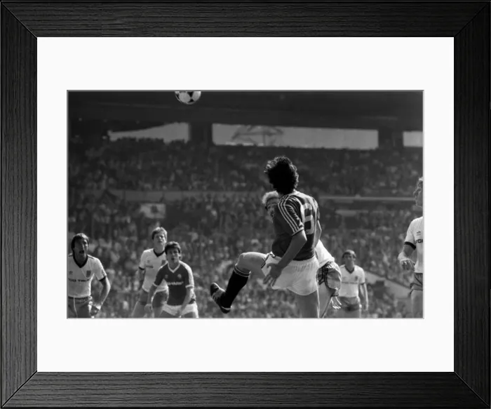 Framed Print : Manchester United 0 v. West Ham 0. April 1984 MF15-08-013 Framed Print : Manchester United 0 v. West Ham 0. April 1984 MF15-08-013