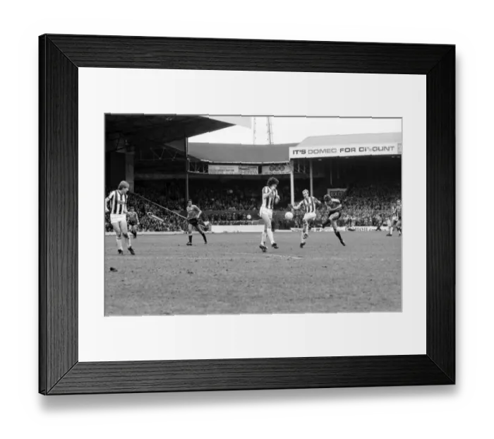Framed Print : English League Division One match. West Bromwich Albion 2 v Manchester United 0