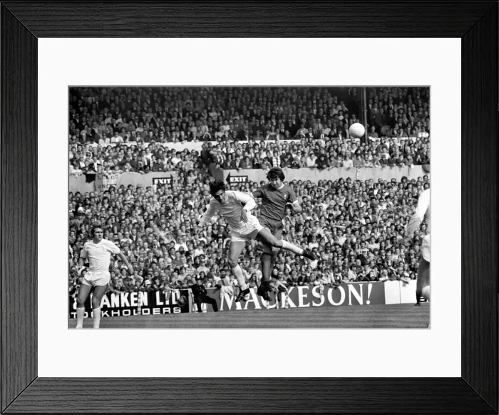 Framed Print : Football: Leeds United (1) v. Liverpool (0). September 1971 71-12020-049
