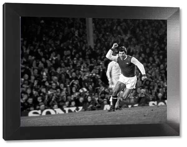 Football: Arsenal (1) vs. Leeds United (1). Division I. January 1977 77-00029-041