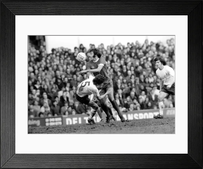 Framed Print : Football: Tottenham Hotspur F. C. vs. Liverpool F. C. March 1975 75-01598-087