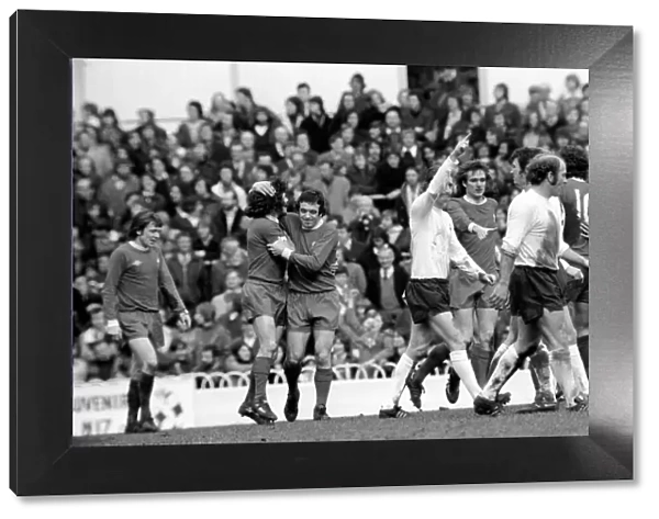 Football: Tottenham Hotspur F. C. vs. Liverpool F. C. March 1975 75-01598-052