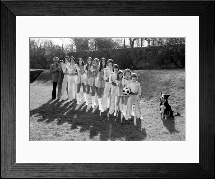 Framed Print : The Vos Family Are Here'. The Vos Family, Canada Framed Print : The Vos Family Are Here'. The Vos Family, Canada