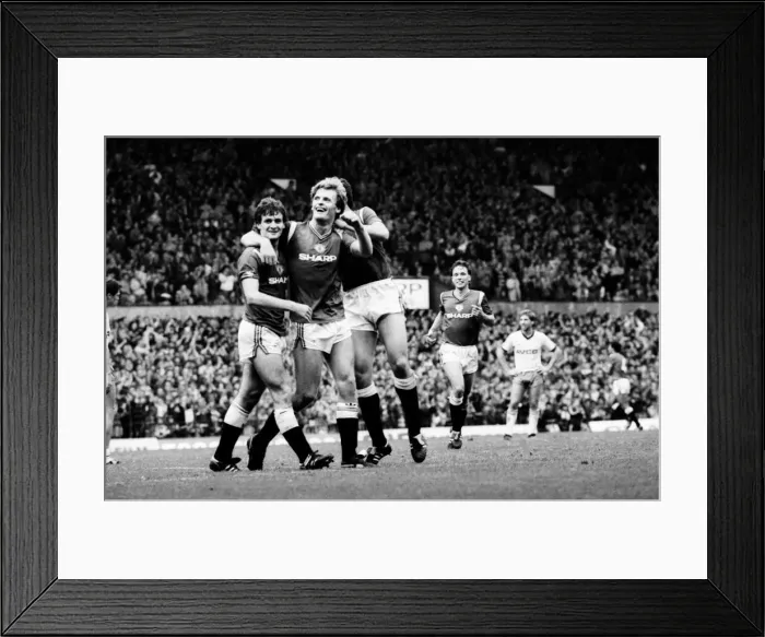 Framed Print : Manchester United 5 v. West Ham 1. October 1984 MF18-02-027 Framed Print : Manchester United 5 v. West Ham 1. October 1984 MF18-02-027