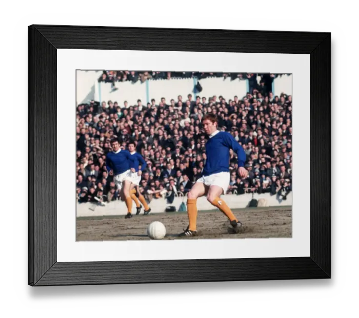 Framed Print : Alan Ball of Everton in action during the match against Tottenham Hotspur Circa Framed Print : Alan Ball of Everton in action during the match against Tottenham Hotspur Circa