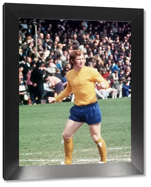 Alan Ball of Everton wearing the yellow away strip Circa 1969