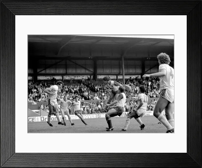 Framed Print : Stoke 2 v. Sheffield Wednesday 1 (Farrell). September 1984 MF17-16-014