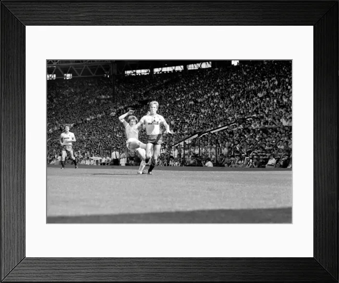 Framed Print : Manchester United 1 v. Watford 1. August 1984 MF17-18-007 Framed Print : Manchester United 1 v. Watford 1. August 1984 MF17-18-007
