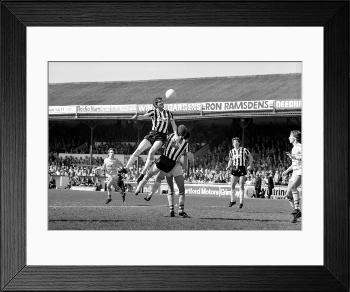 Framed Print : Grimsby 0 v. Chelsea 1. May 1984 MF15-12-009 Framed Print : Grimsby 0 v. Chelsea 1. May 1984 MF15-12-009