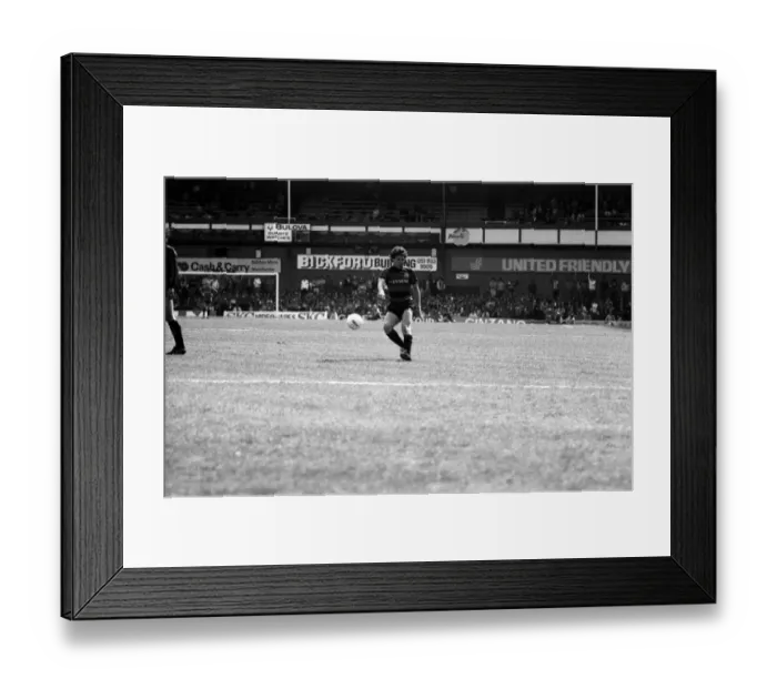 Framed Print : Everton 3 v. Queens Park Rangers 1. May 1984 MF15-11-001 Framed Print : Everton 3 v. Queens Park Rangers 1. May 1984 MF15-11-001