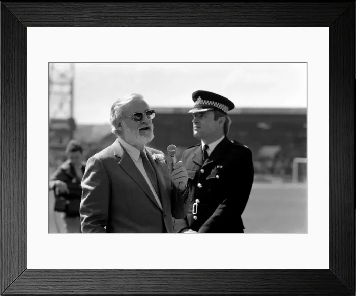 Framed Print : Grimsby 0 v. Chelsea 1. May 1984 MF15-12-019 Framed Print : Grimsby 0 v. Chelsea 1. May 1984 MF15-12-019