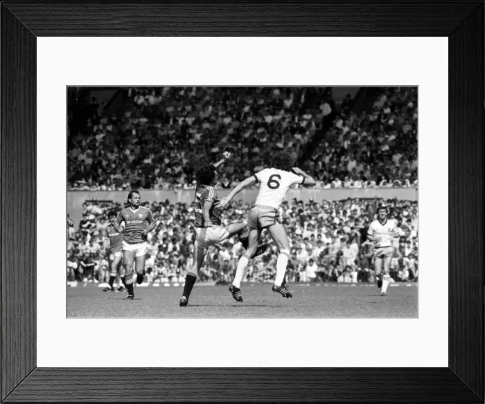 Framed Print : Manchester United 0 v. West Ham 0. April 1984 MF15-08-054 Framed Print : Manchester United 0 v. West Ham 0. April 1984 MF15-08-054