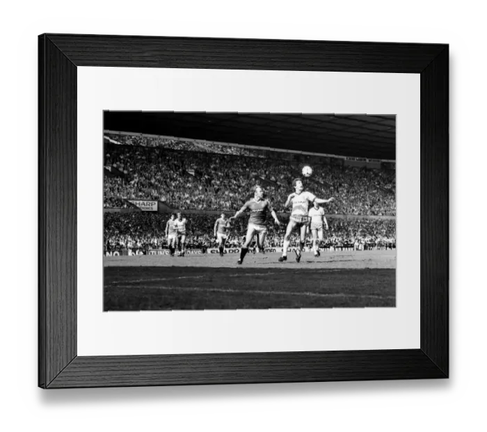 Framed Print : Manchester United 0 v. West Ham 0. April 1984 MF15-08-048