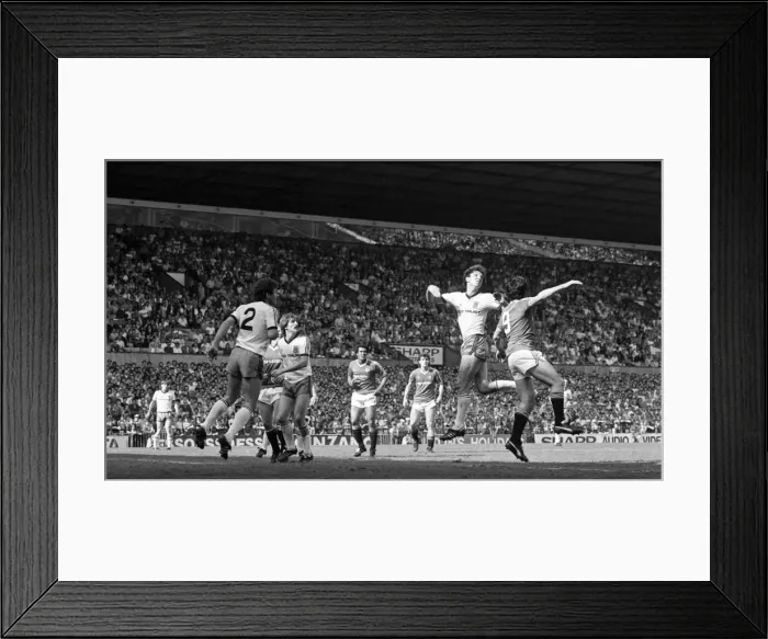 Framed Print : Manchester United 0 v. West Ham 0. April 1984 MF15-08-012 Framed Print : Manchester United 0 v. West Ham 0. April 1984 MF15-08-012