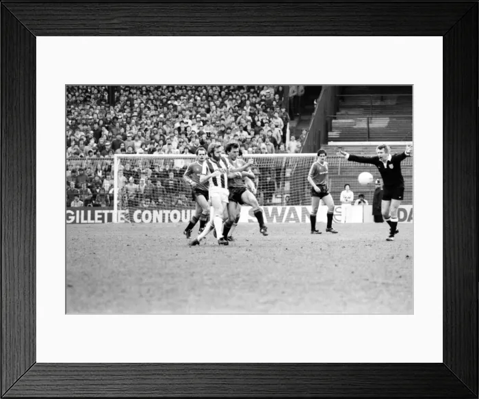 Framed Print : English League Division One match. West Bromwich Albion 2 v Manchester United 0