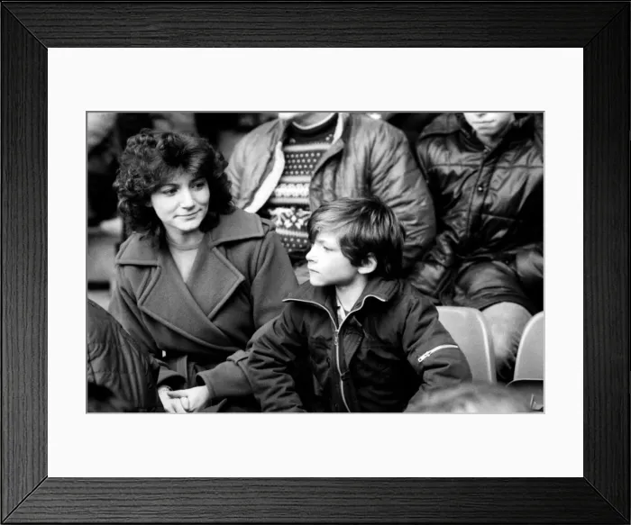 Framed Print : Liverpool 2 v. Queens Park Rangers 0. February 1984 MF14-13-022 Framed Print : Liverpool 2 v. Queens Park Rangers 0. February 1984 MF14-13-022