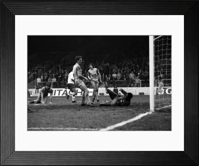 Framed Print : English League Division Two match at Maine Road. Manchester City 2 v Portsmouth 1 Framed Print : English League Division Two match at Maine Road. Manchester City 2 v Portsmouth 1