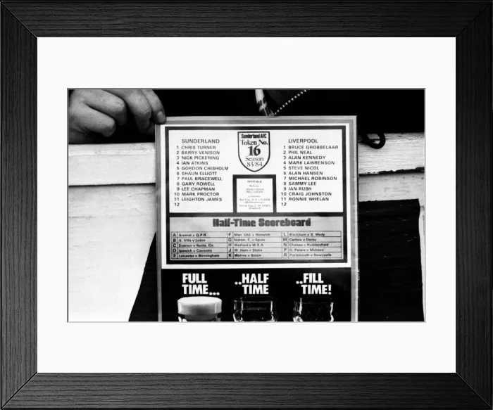 Framed Print : English League Division match at Roker Park. Sunderland 0 v Liverpool 0. February 1984 Framed Print : English League Division match at Roker Park. Sunderland 0 v Liverpool 0. February 1984