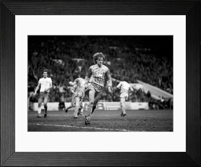 Framed Print : English League Division Two match at Maine Road. Manchester City 2 v Portsmouth 1 Framed Print : English League Division Two match at Maine Road. Manchester City 2 v Portsmouth 1