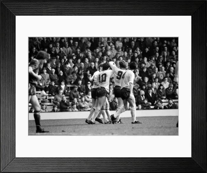 Framed Print : English League Division One match at Anfield. Liverpool 2 v Arsenal 1 Framed Print : English League Division One match at Anfield. Liverpool 2 v Arsenal 1