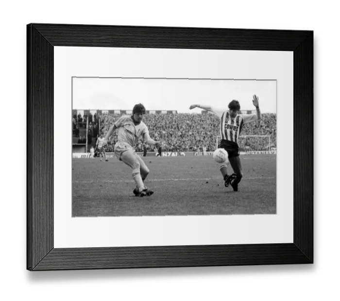 Framed Print : English League Division match at Roker Park. Sunderland 0 v Liverpool 0. February 1984