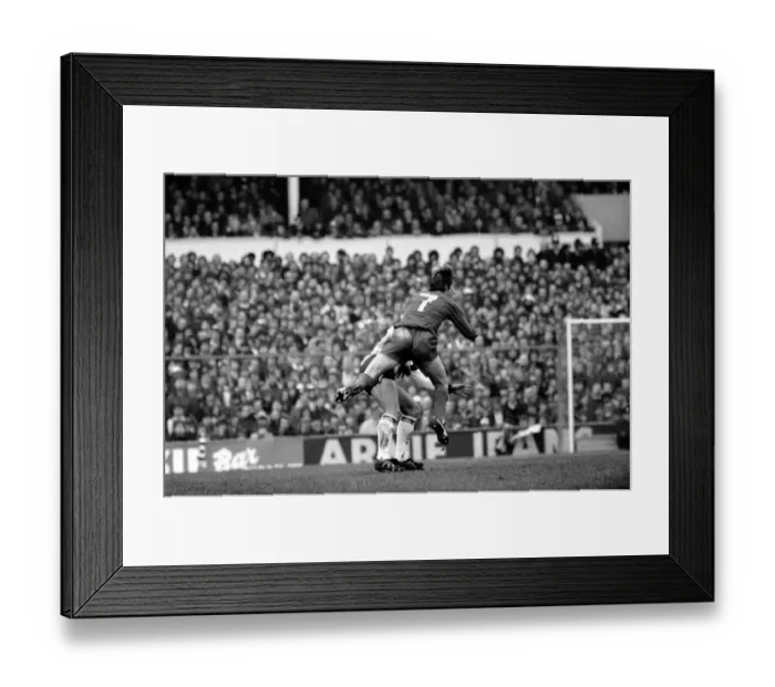 Framed Print : English FA Cup match at White Hart Lane. Tottenham Hotspur 0 v Liverpool 1 Framed Print : English FA Cup match at White Hart Lane. Tottenham Hotspur 0 v Liverpool 1
