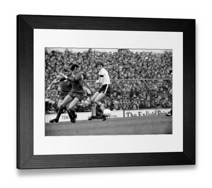 Framed Print : English FA Cup match at White Hart Lane. Tottenham Hotspur 0 v Liverpool 1 Framed Print : English FA Cup match at White Hart Lane. Tottenham Hotspur 0 v Liverpool 1