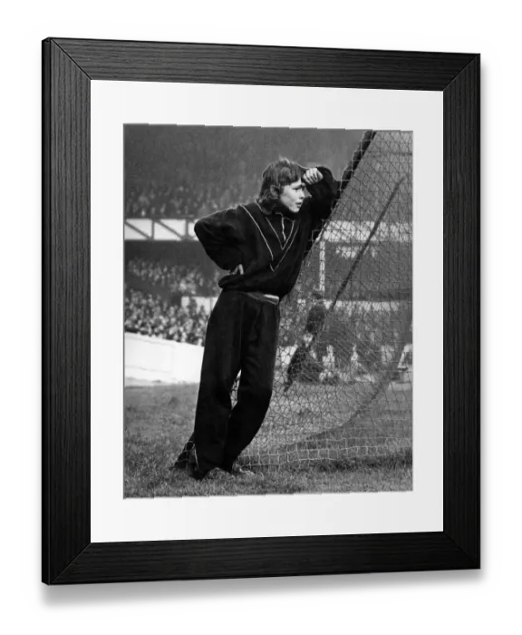 Framed Print : An Everton ball boy cries as his team is getting beat. March 1973 P000140