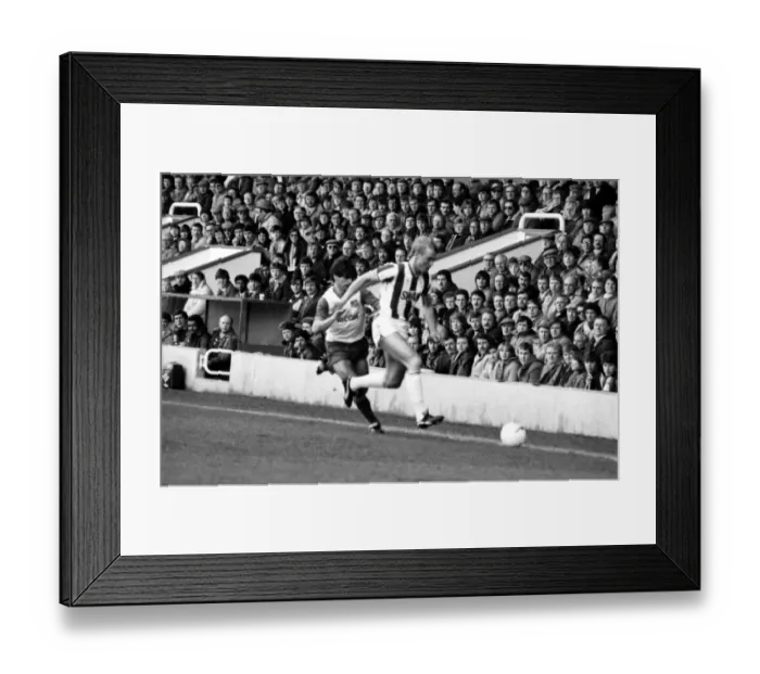 Framed Print : English League Division One match at The Hawthorns. West Bromwich Albion 3 v Stoke City 0