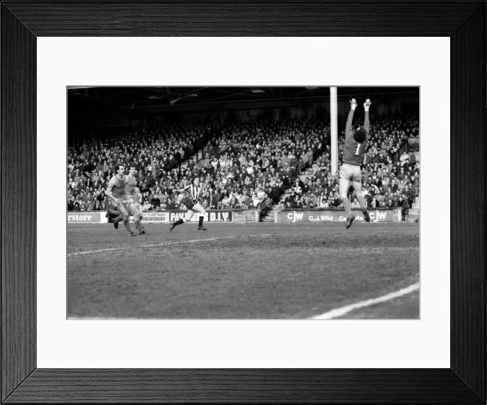 Framed Print : Shrewsbury 2 v. Newcastle 2. March 1984 MF14-26-007 Framed Print : Shrewsbury 2 v. Newcastle 2. March 1984 MF14-26-007