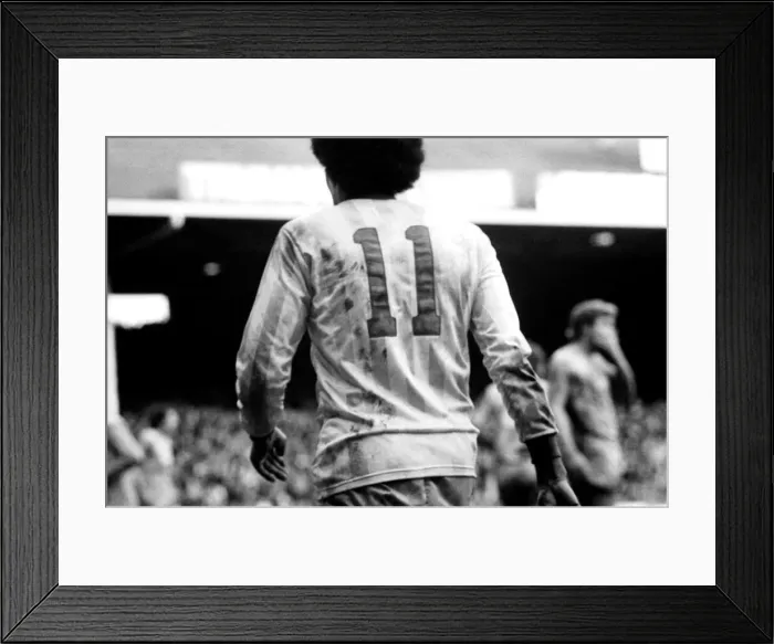 Framed Print : English League Division Two match at Maine Road. Manchester City 2 v Cardiff City 1 Framed Print : English League Division Two match at Maine Road. Manchester City 2 v Cardiff City 1