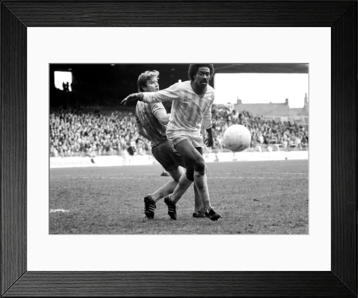 Framed Print : English League Division Two match at Maine Road. Manchester City 2 v Cardiff City 1 Framed Print : English League Division Two match at Maine Road. Manchester City 2 v Cardiff City 1