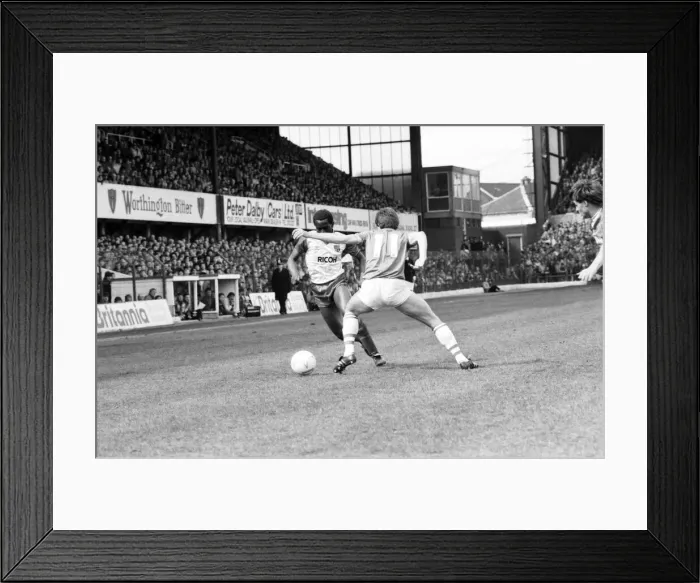 Framed Print : Stoke v. Everton. April 1985 MF21-51a-051 The final score was a two nil victory to Framed Print : Stoke v. Everton. April 1985 MF21-51a-051 The final score was a two nil victory to