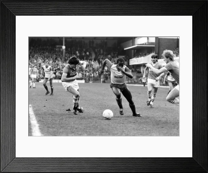 Framed Print : Stoke v. Everton. April 1985 MF21-51a-043 The final score was a two nil victory to Framed Print : Stoke v. Everton. April 1985 MF21-51a-043 The final score was a two nil victory to