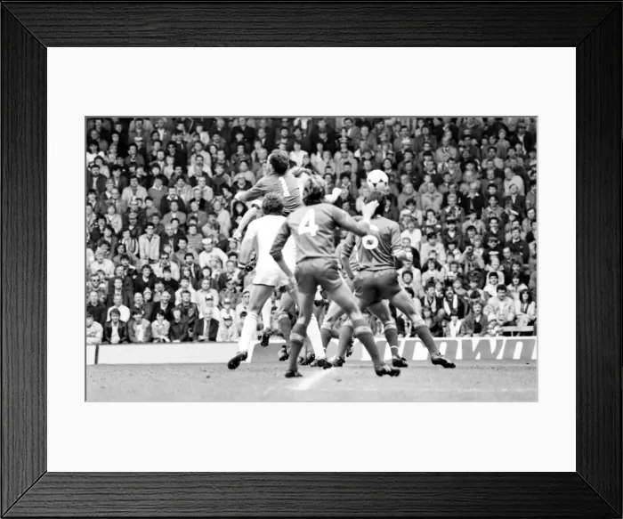 Framed Print : Liverpool v. Aston Villa. May 1985 MF21-05-014 The final score was a two one Framed Print : Liverpool v. Aston Villa. May 1985 MF21-05-014 The final score was a two one