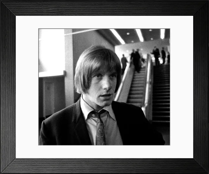 Framed Print : Manchester United team back from Milan-John Fitzpatrick on his arrival April 1969 Framed Print : Manchester United team back from Milan-John Fitzpatrick on his arrival April 1969