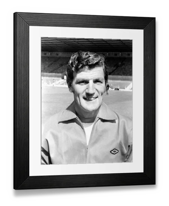 Framed Print : Manchester United player Malcolm Musgrove Circa 1971 Framed Print : Manchester United player Malcolm Musgrove Circa 1971
