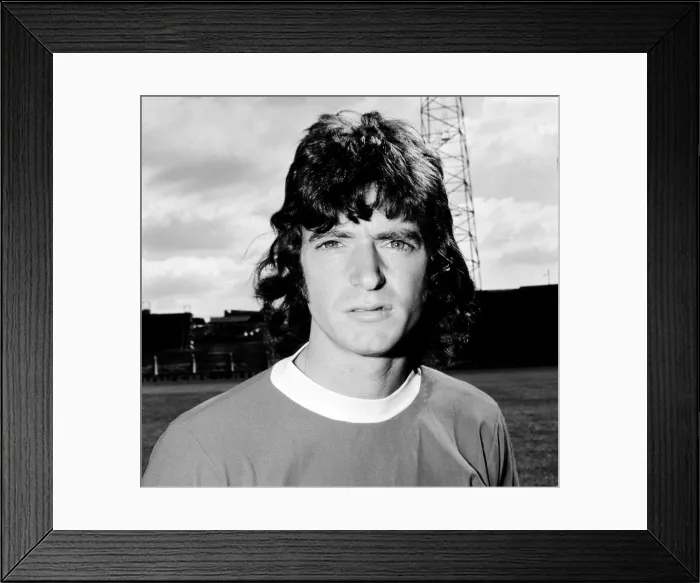 Framed Print : Manchester United player Willie Morgan at Old Trafford Circa 1971 Framed Print : Manchester United player Willie Morgan at Old Trafford Circa 1971